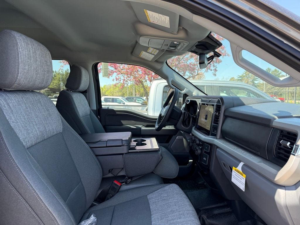 2025 Ford F-350SD XLT