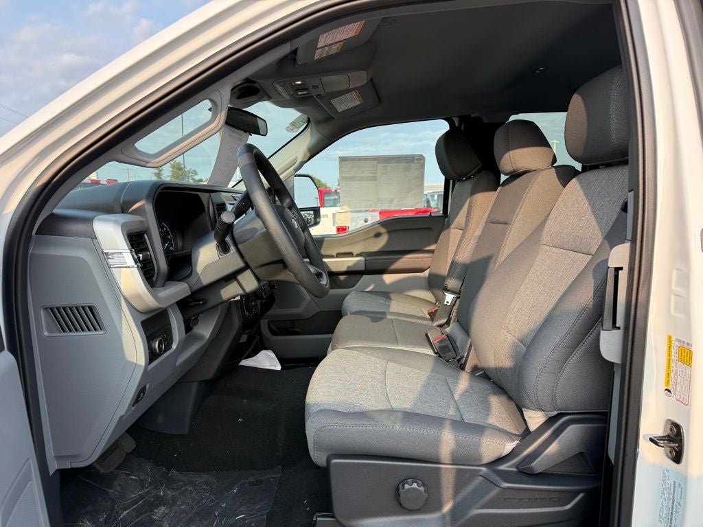 2025 Ford F-350SD XL