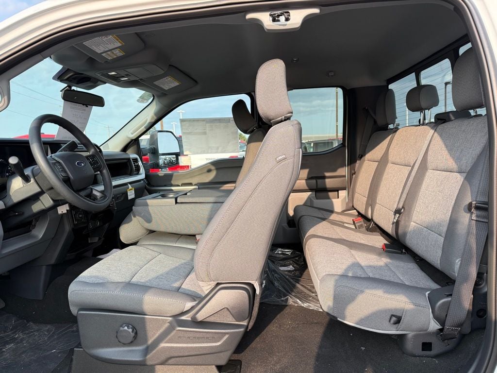 2025 Ford F-350SD XL