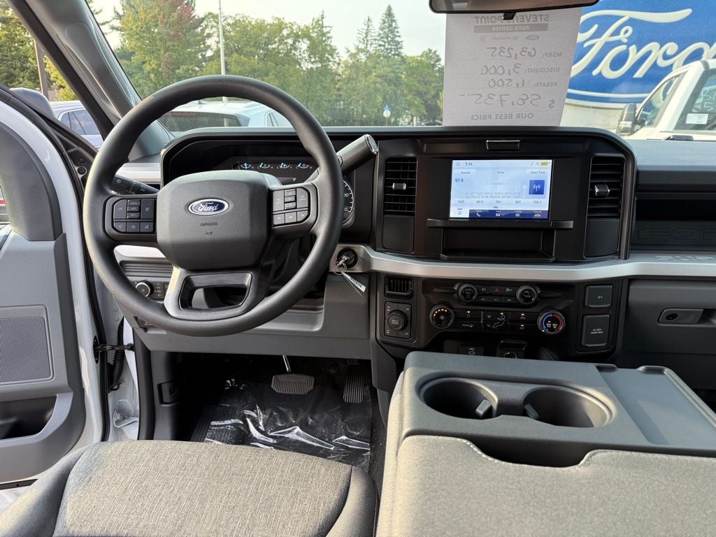 2025 Ford F-350SD XL