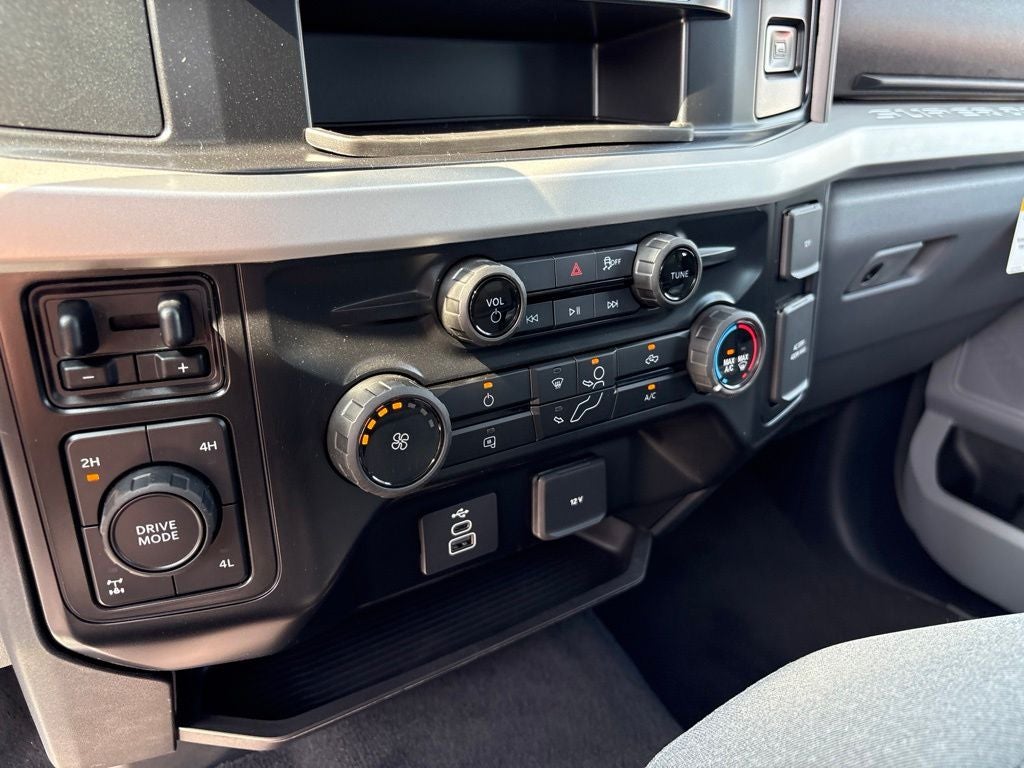 2026 Ford F-350SD F-350® XLT
