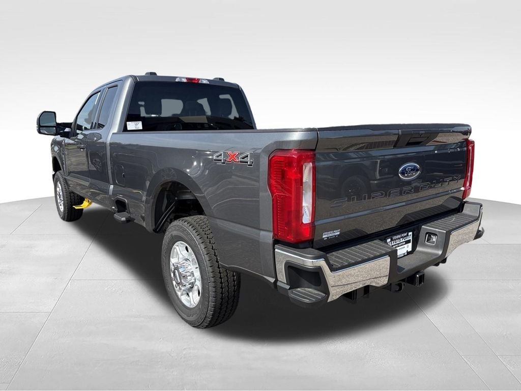 2026 Ford F-350SD F-350® XLT