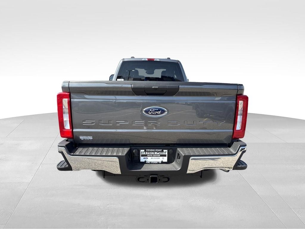 2026 Ford F-350SD F-350® XLT