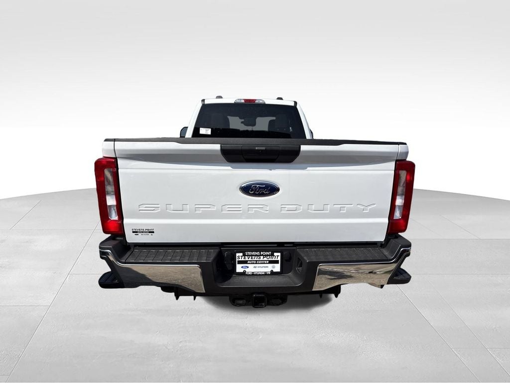 2026 Ford F-350SD F-350® XLT