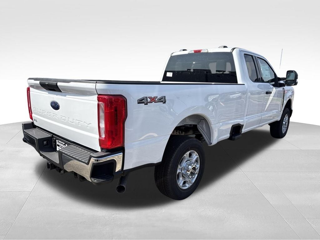 2026 Ford F-350SD F-350® XLT