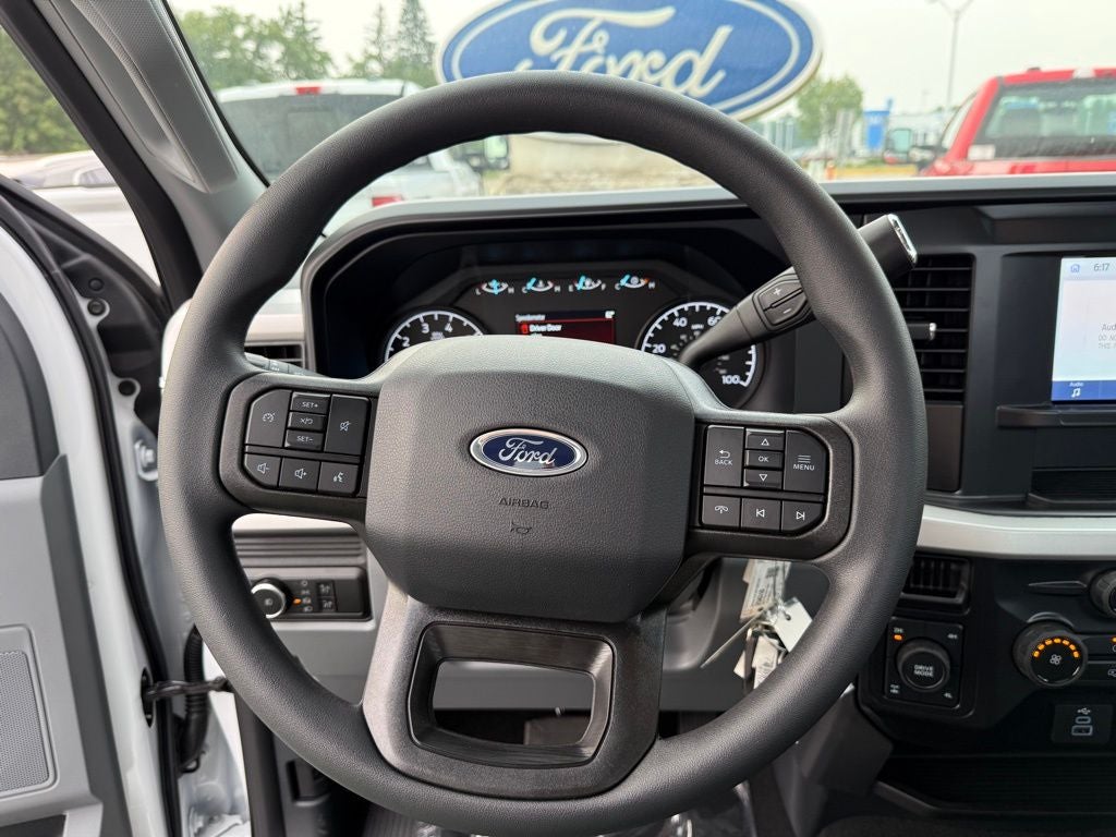 2025 Ford F-350SD XL