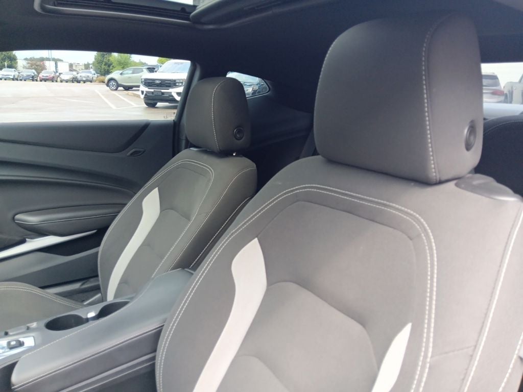 2021 Chevrolet Camaro LT w/1LT