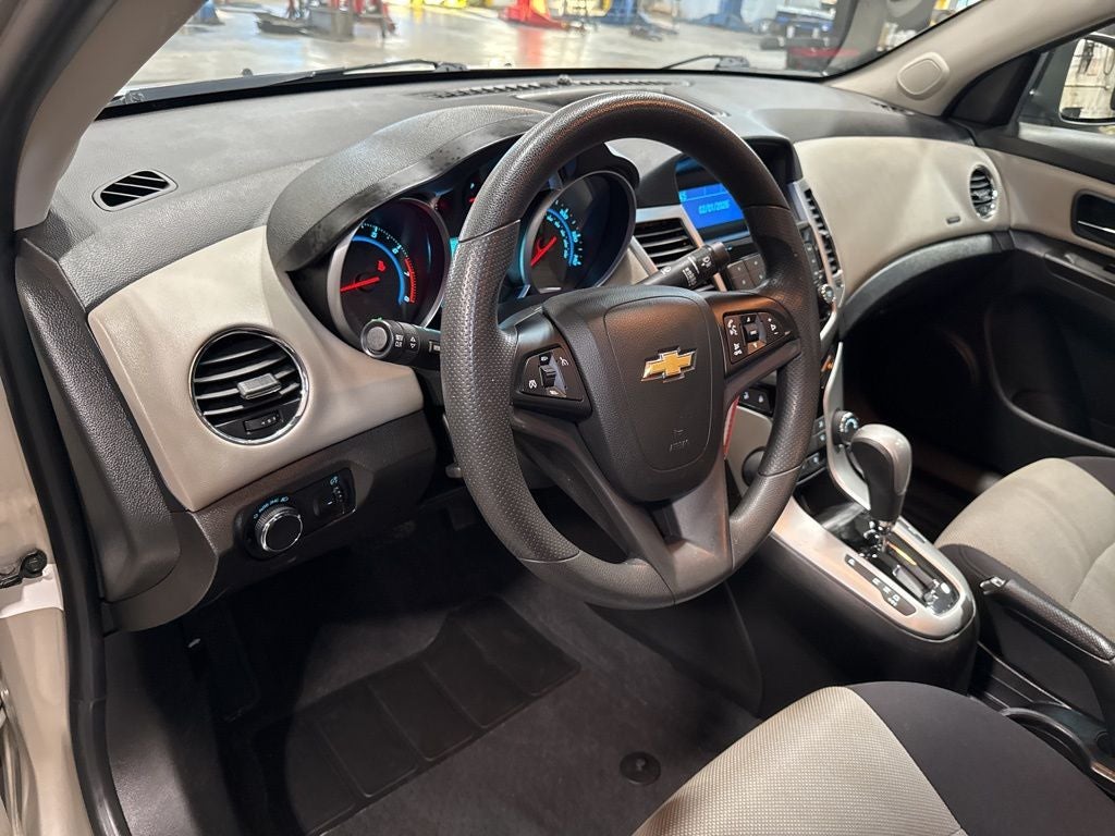 2013 Chevrolet Cruze LS