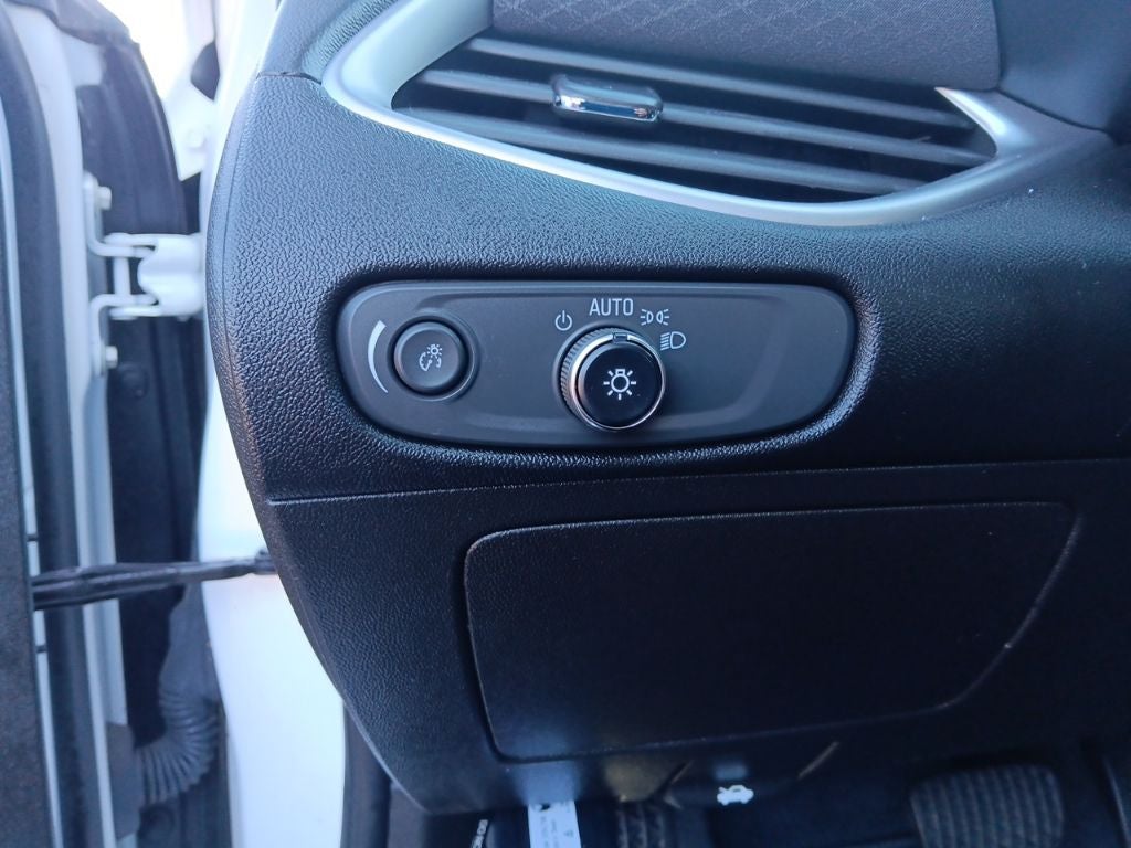 2022 Chevrolet Malibu LS 1FL