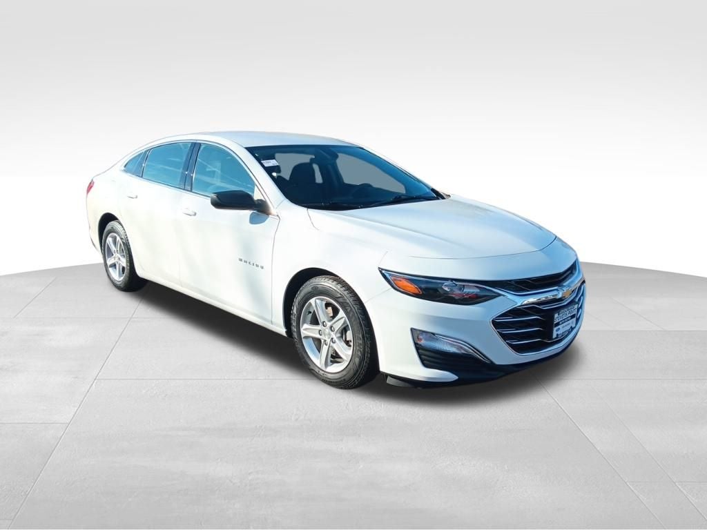 2022 Chevrolet Malibu LS 1FL