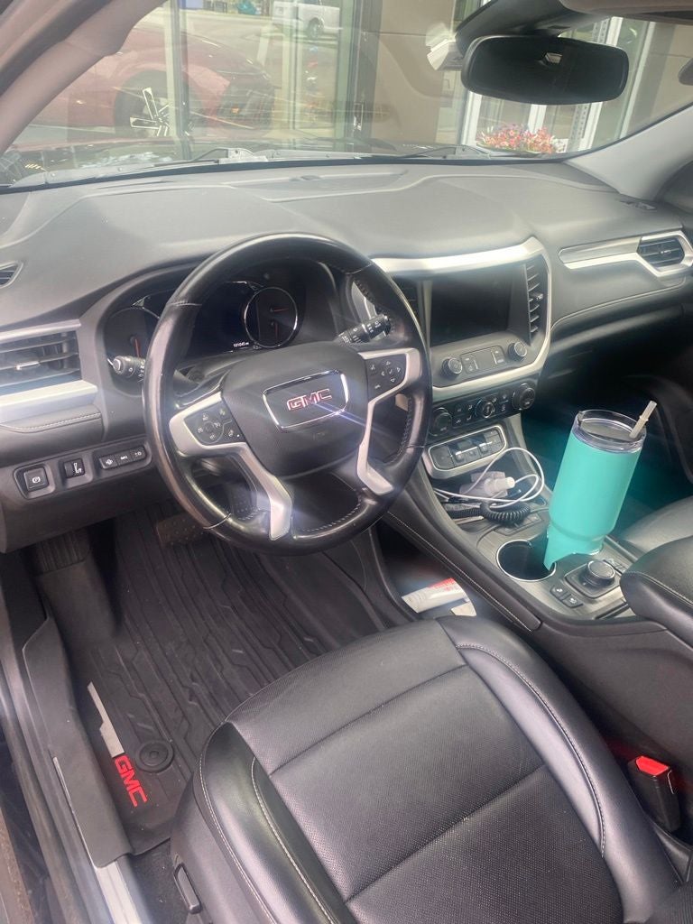 2021 GMC Acadia SLT