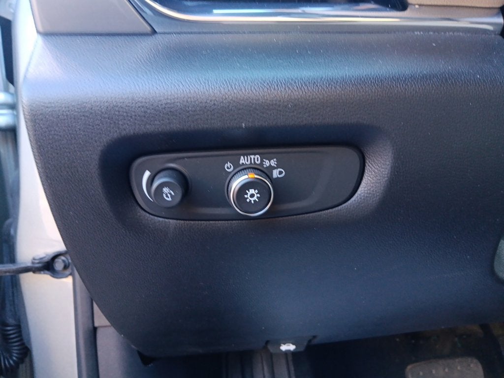 2023 Chevrolet Traverse LS w/1LS