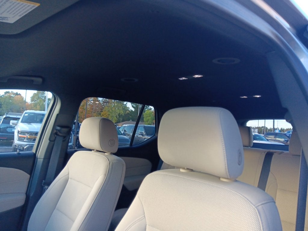 2023 Chevrolet Traverse LS w/1LS