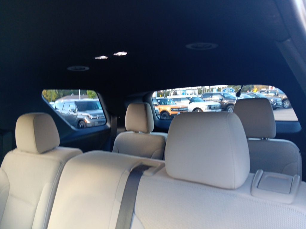 2023 Chevrolet Traverse LS w/1LS