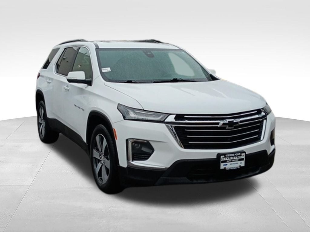2022 Chevrolet Traverse LT Leather