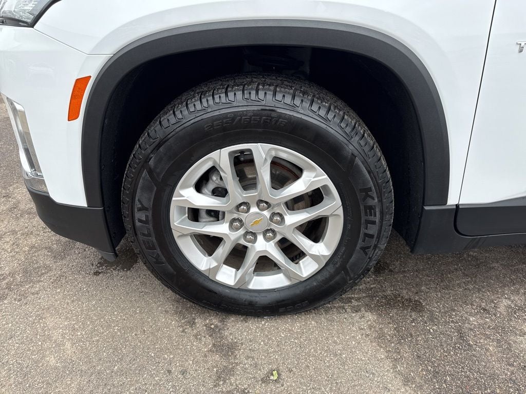 2022 Chevrolet Traverse LS w/1FL