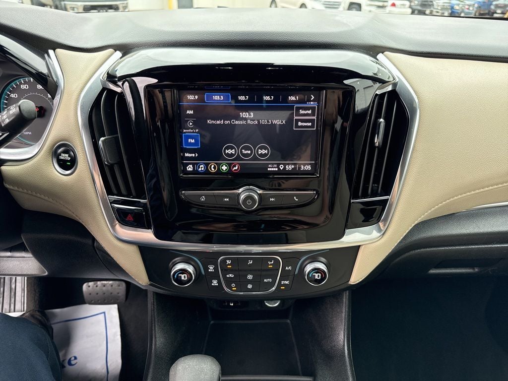 2022 Chevrolet Traverse LS w/1FL