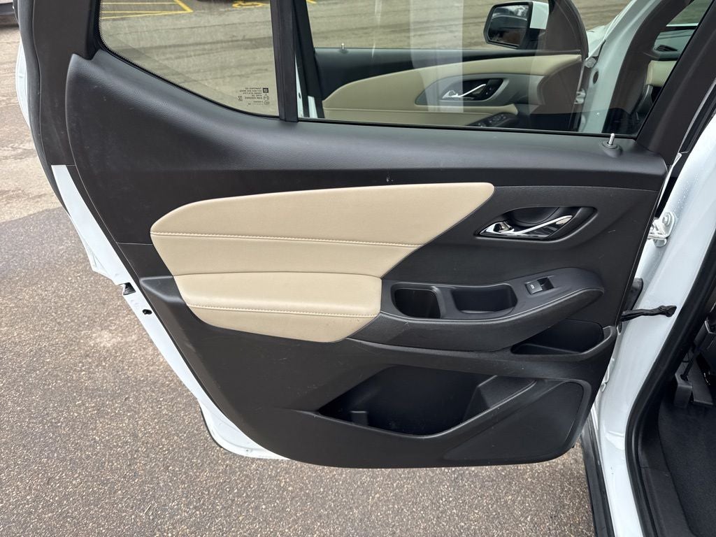 2022 Chevrolet Traverse LS w/1FL