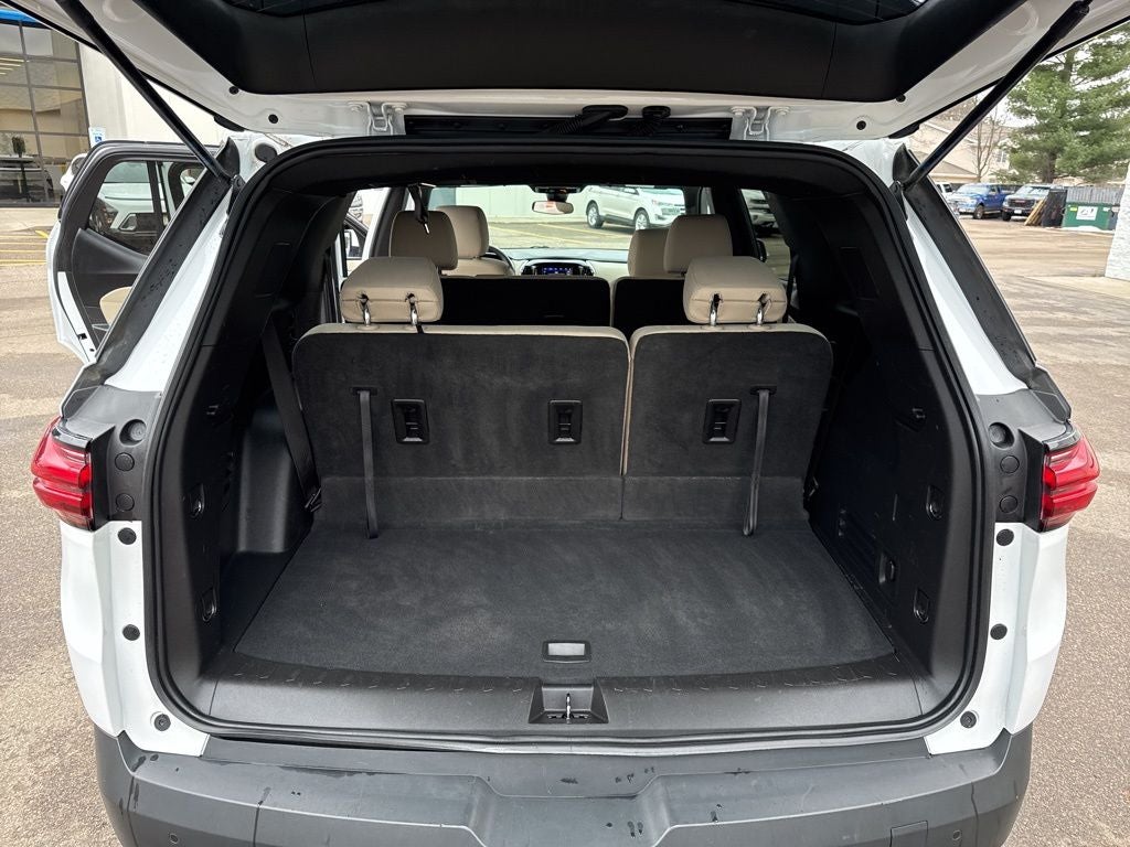 2022 Chevrolet Traverse LS w/1FL