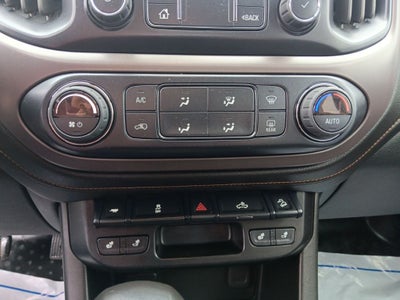 2022 GMC Canyon AT4 w/Cloth