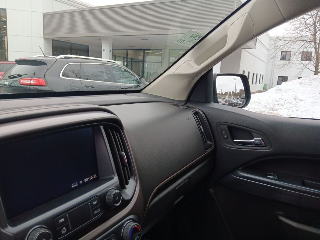 2022 GMC Canyon AT4 w/Cloth