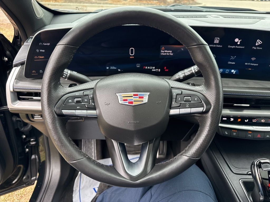 2024 Cadillac XT4 Sport