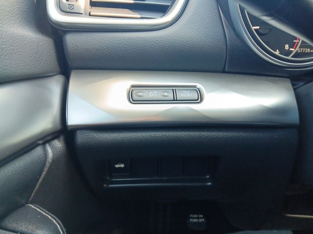 2023 Nissan Maxima SV