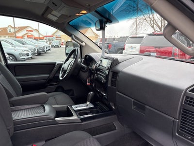 2014 Nissan Titan SV