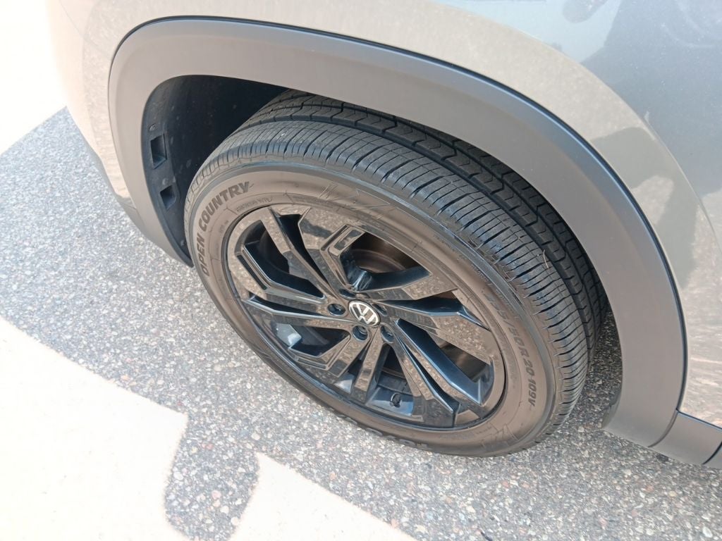 2023 Volkswagen Atlas 3.6 SE w/ Technology
