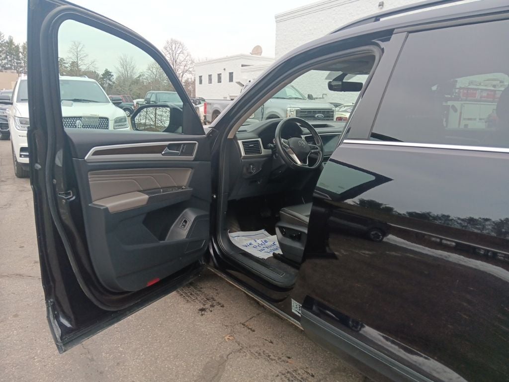 2023 Volkswagen Atlas 3.6L V6 SE w/Technology