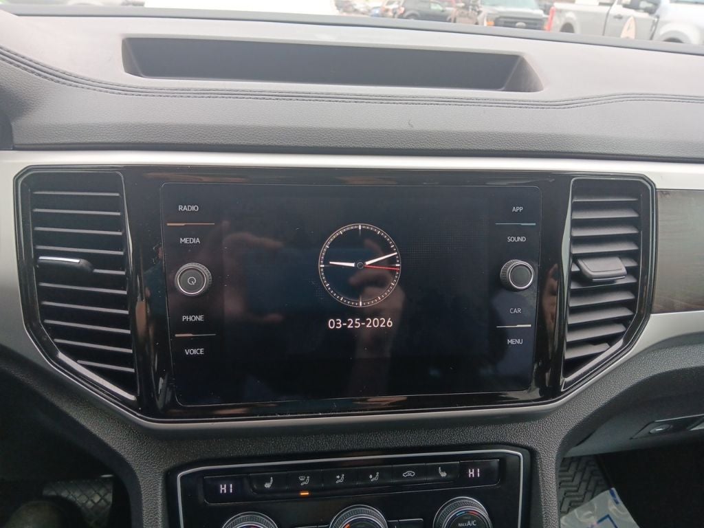 2023 Volkswagen Atlas 3.6L V6 SE w/Technology