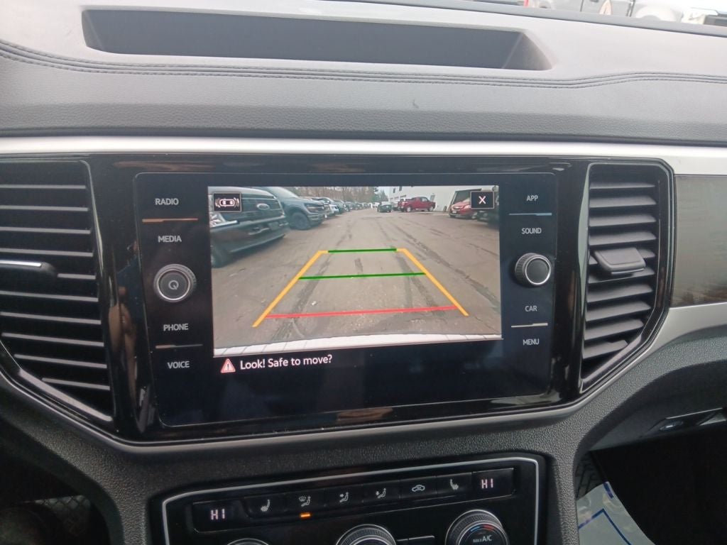 2023 Volkswagen Atlas 3.6L V6 SE w/Technology