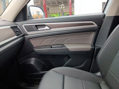 2023 Volkswagen Atlas 3.6 SE w/ Technology