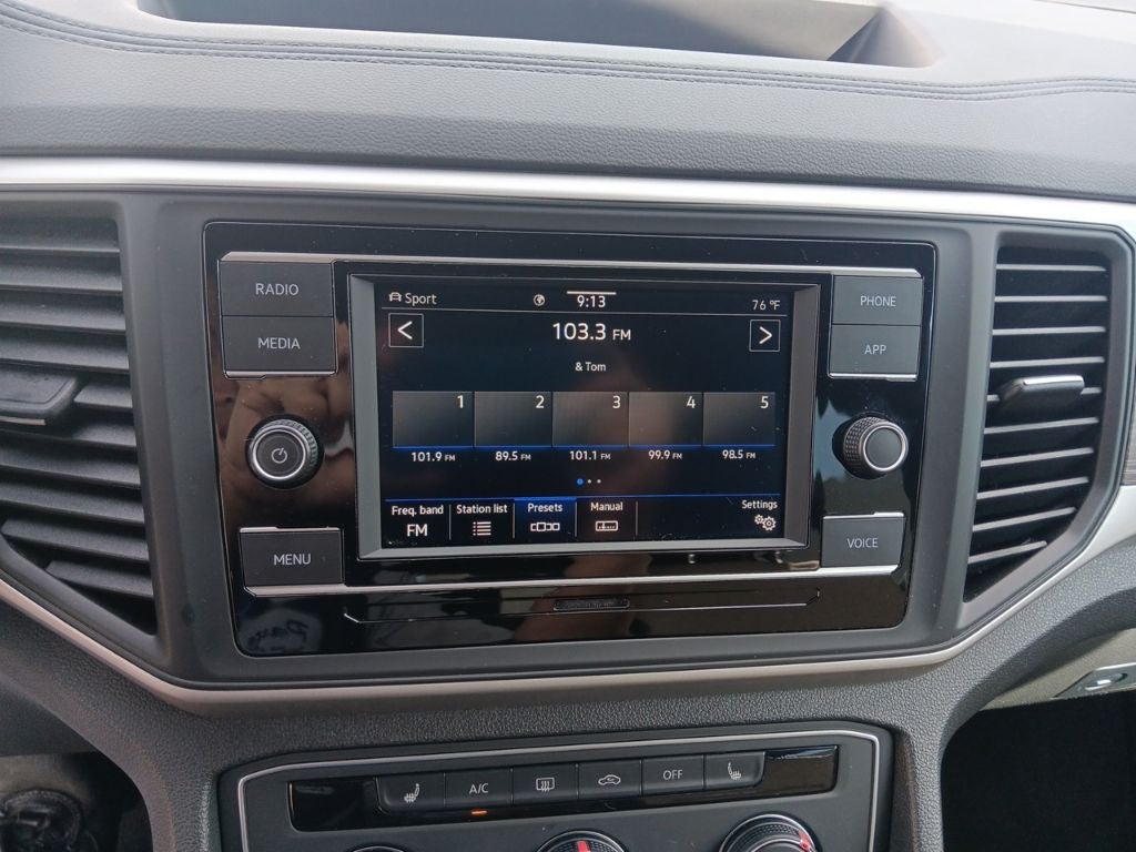2022 Volkswagen Atlas Cross Sport 2.0T SE
