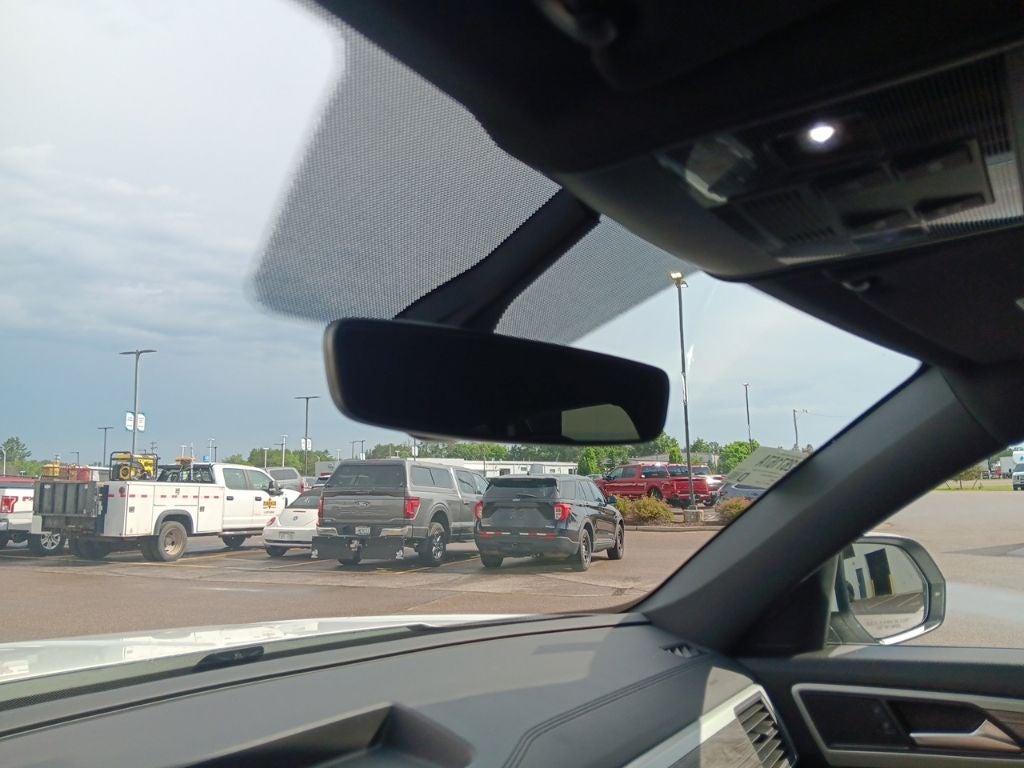 2022 Volkswagen Atlas Cross Sport 2.0T SE