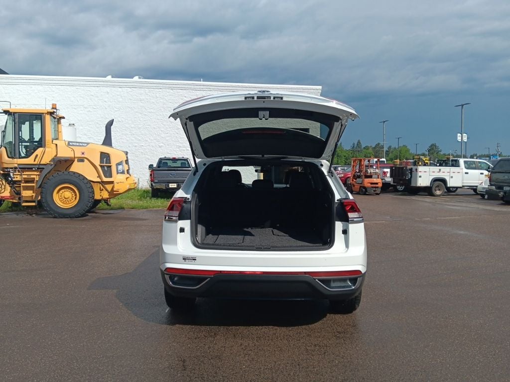 2022 Volkswagen Atlas Cross Sport 2.0T SE