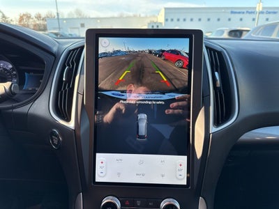 2023 Ford Edge SE