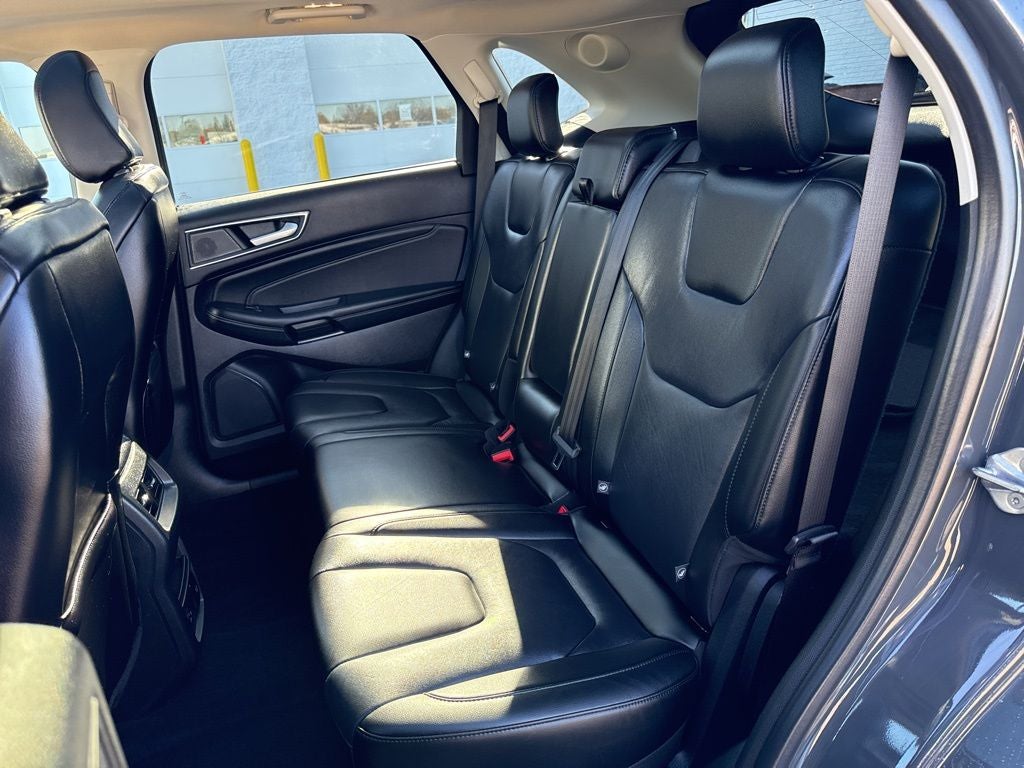 2021 Ford Edge Titanium