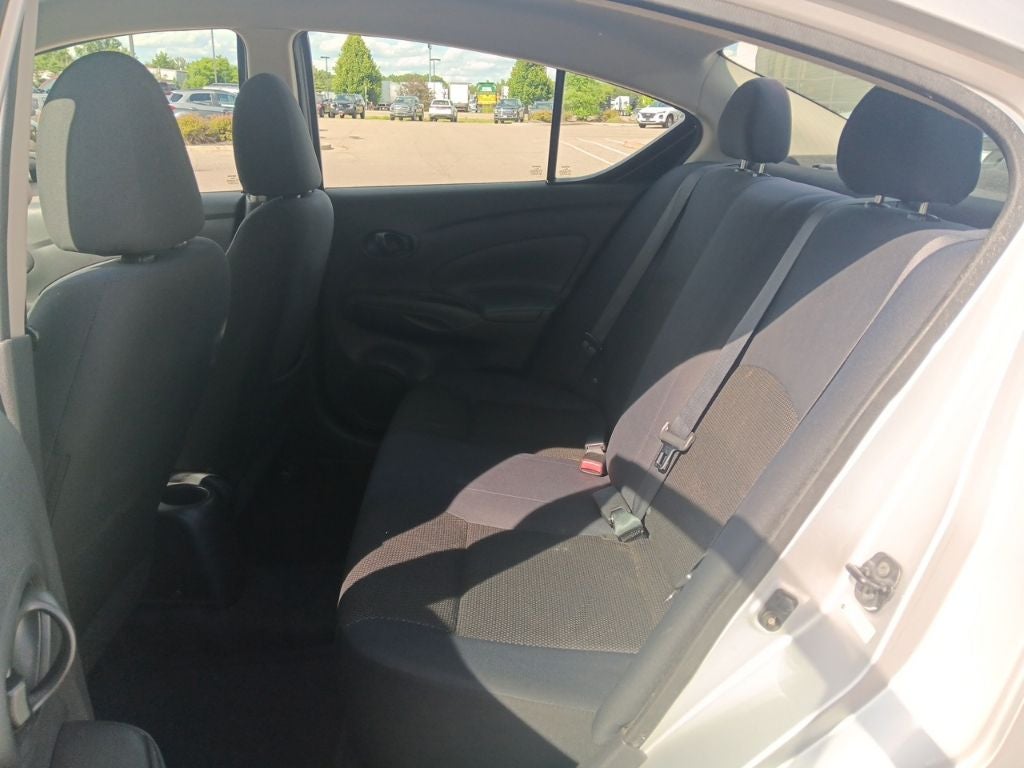 2012 Nissan Versa 1.6 SV