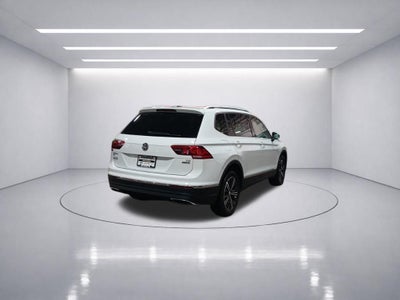 2018 Volkswagen Tiguan 2.0T SEL