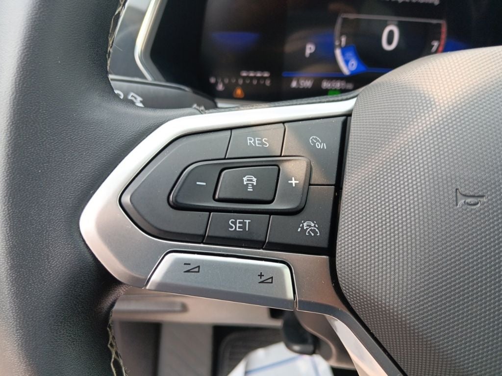 2023 Volkswagen Tiguan SE