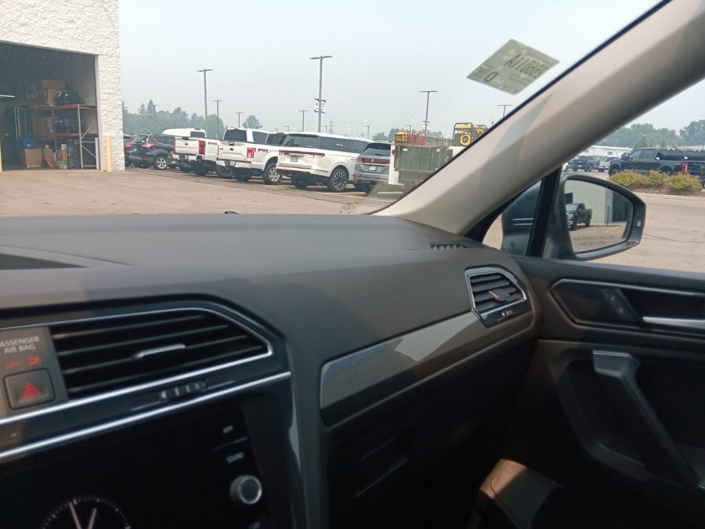 2023 Volkswagen Tiguan SE