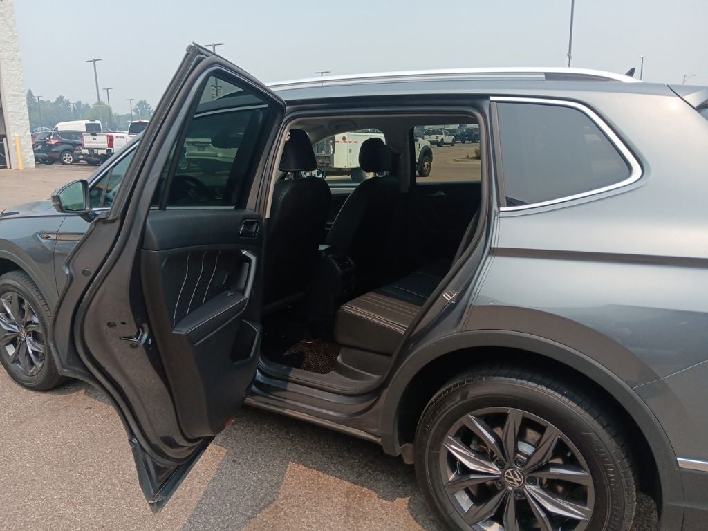 2023 Volkswagen Tiguan SE