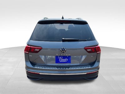2022 Volkswagen Tiguan 2.0T SE