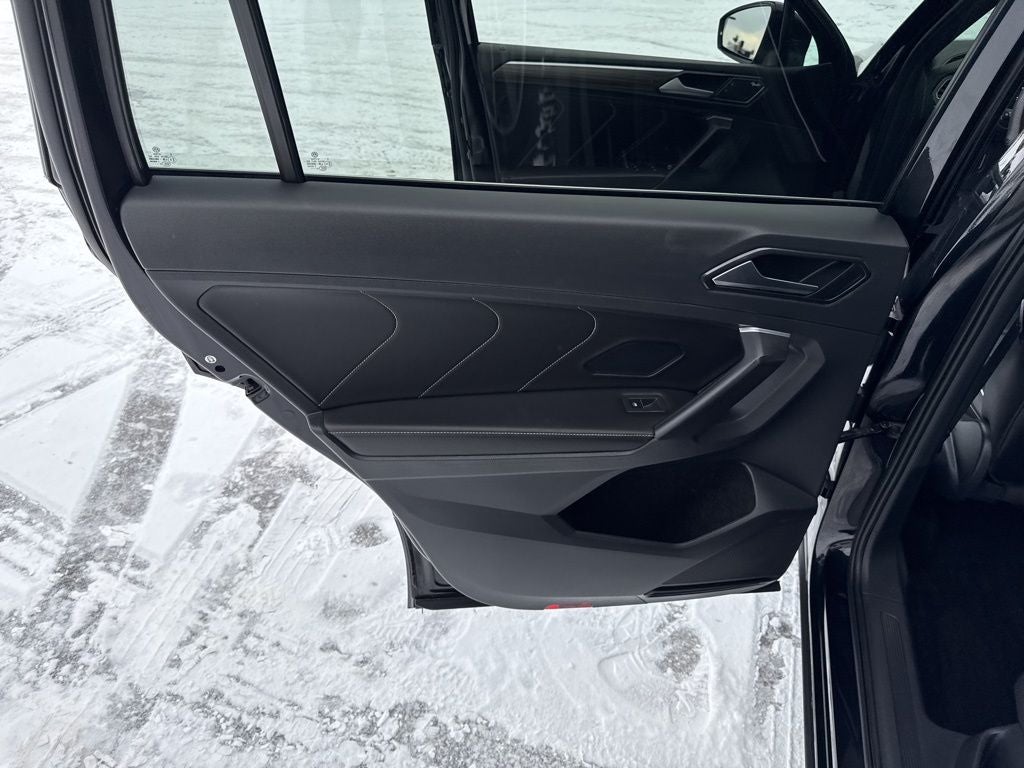 2022 Volkswagen Tiguan 2.0T SEL R-Line