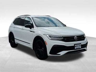 2022 Volkswagen Tiguan 2.0T SE R-Line Black