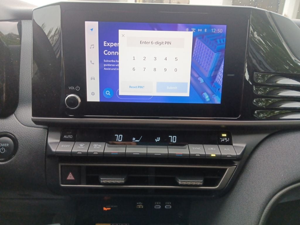 2025 Toyota Camry LE HYBRID