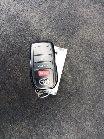 2025 Toyota Camry SE HYBRID