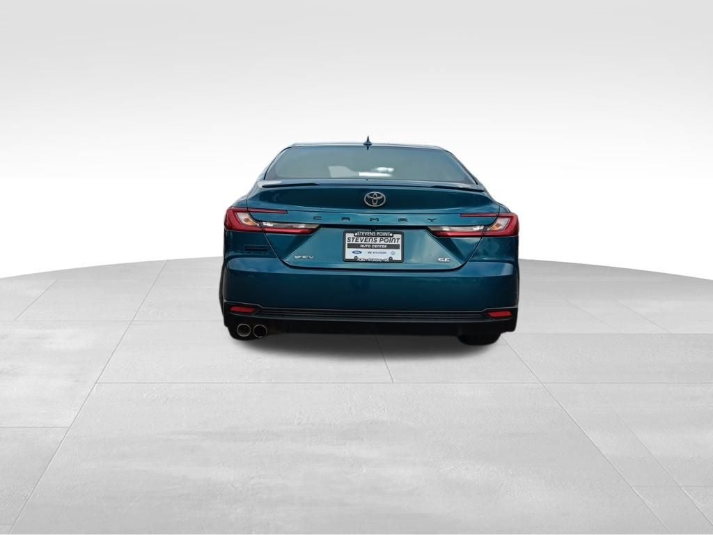 2025 Toyota Camry SE HYBRID