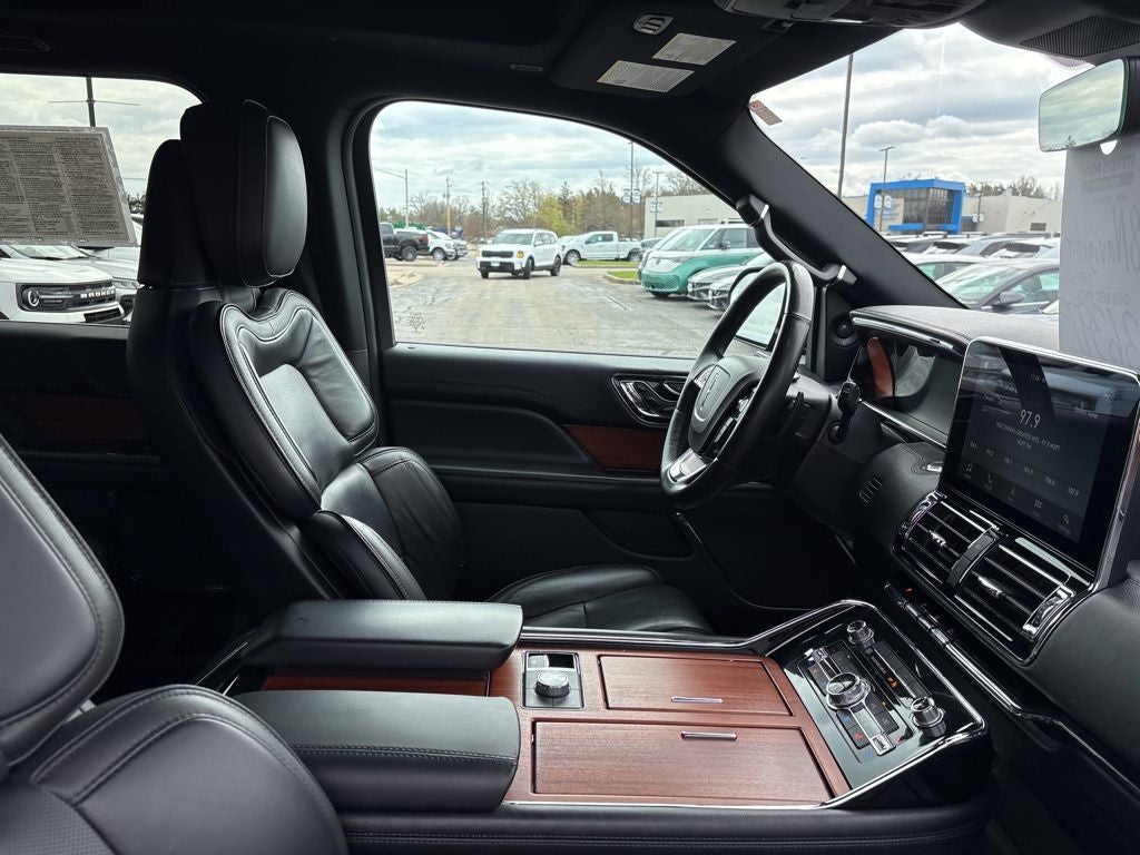 2018 Lincoln Navigator Select